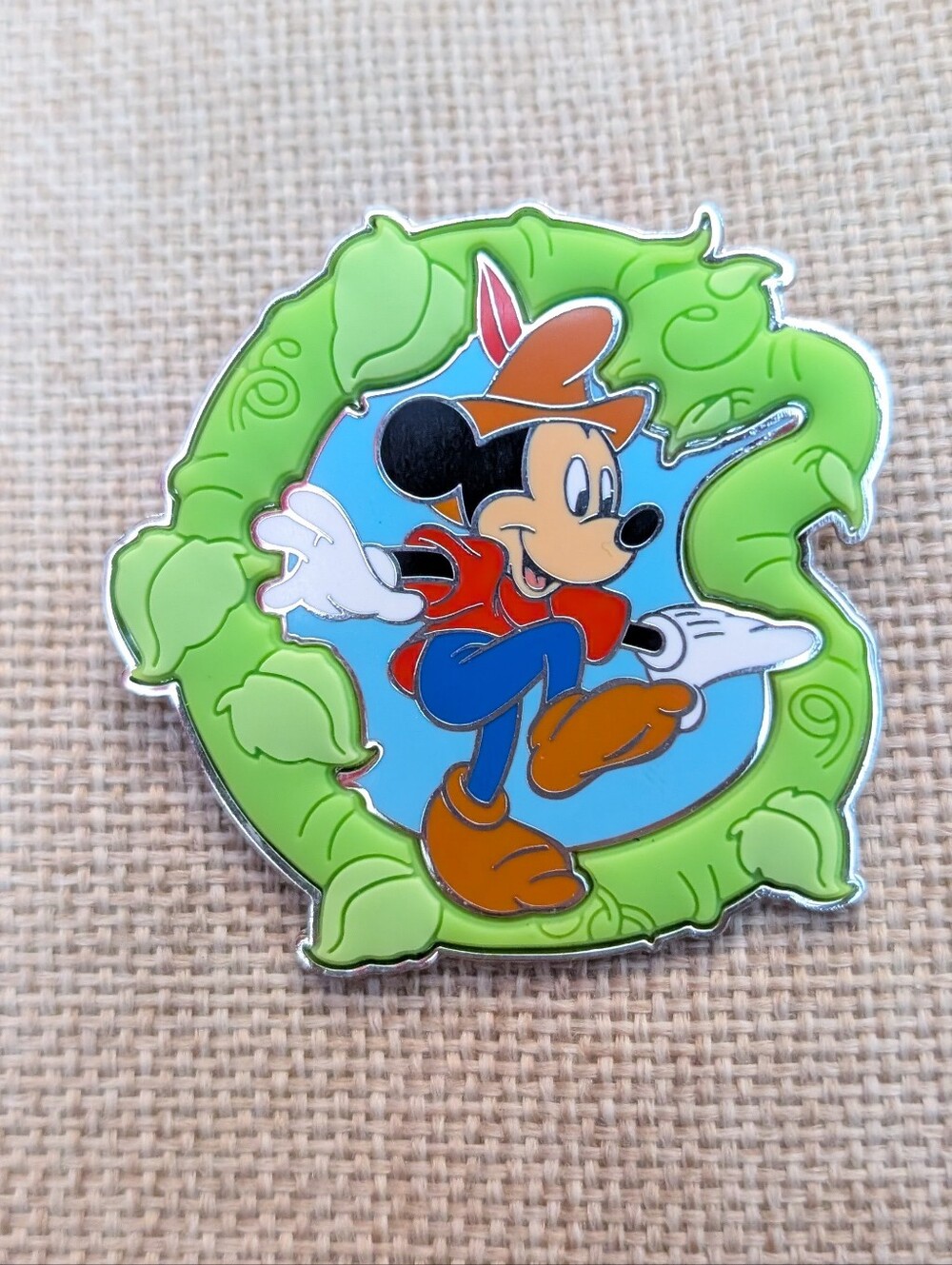 Disney Our Universe pin Mickey And The Beanstalk Fun And Fancy